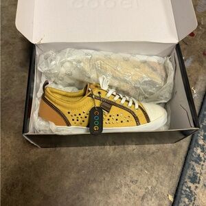 COOGI Yellow and Brown Retro Sneakers with Suede Finish